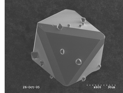 Octahedral spinel crystal, flux growth synthesis (about 0.06 mm, SEM picture)